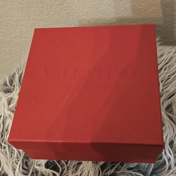 Valentino Garavani Empty Box - Picture 5 of 7